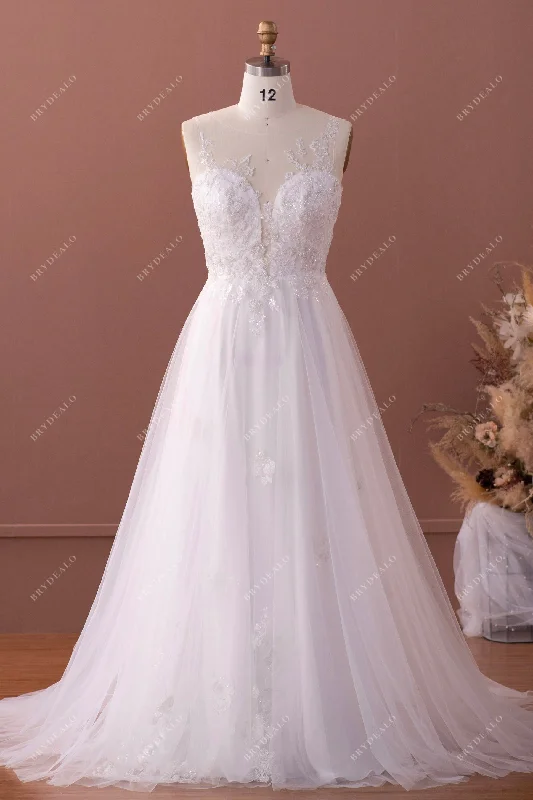 Elegant Lace Tulle Wedding Ball Gown